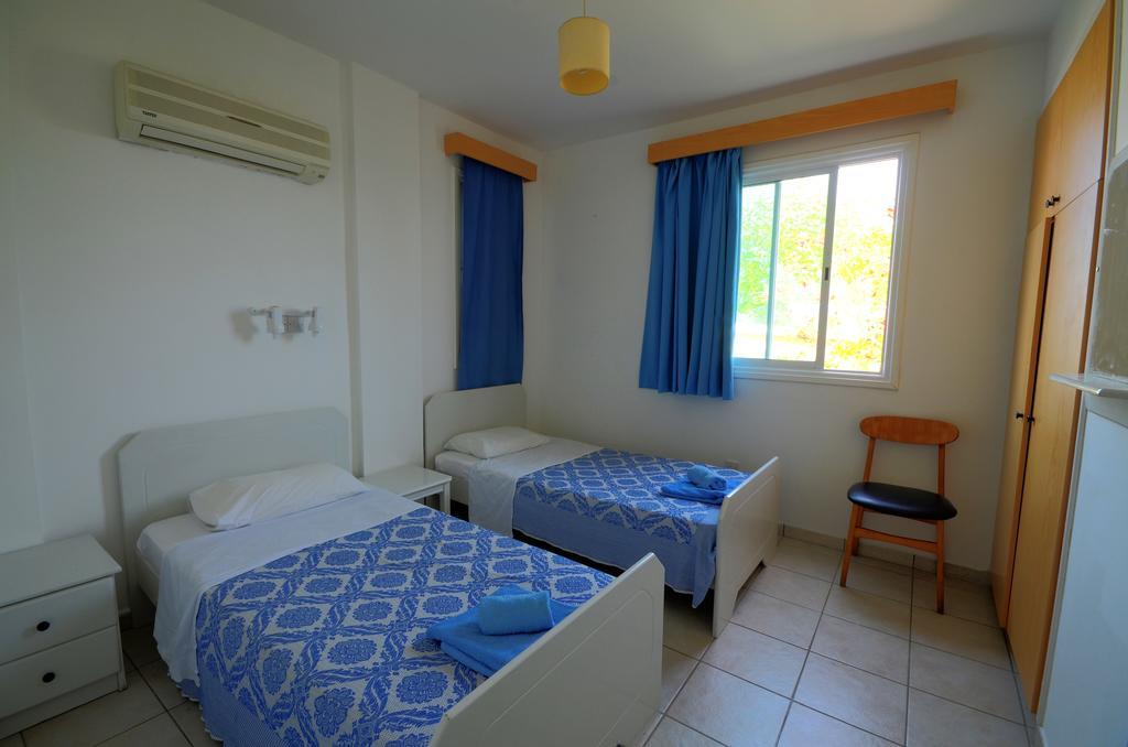 Renos Apartments Polis Buitenkant foto