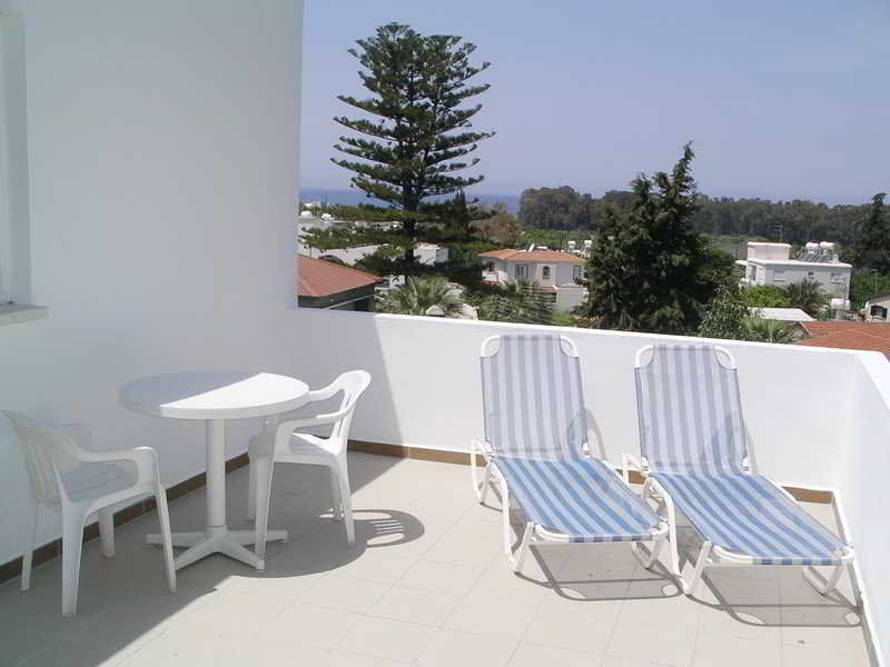 Renos Apartments Polis Buitenkant foto