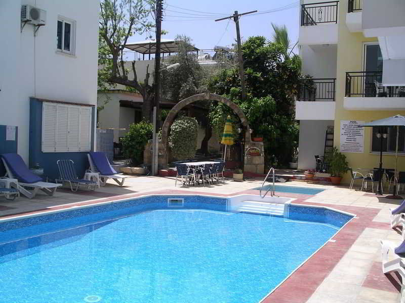 Renos Apartments Polis Buitenkant foto